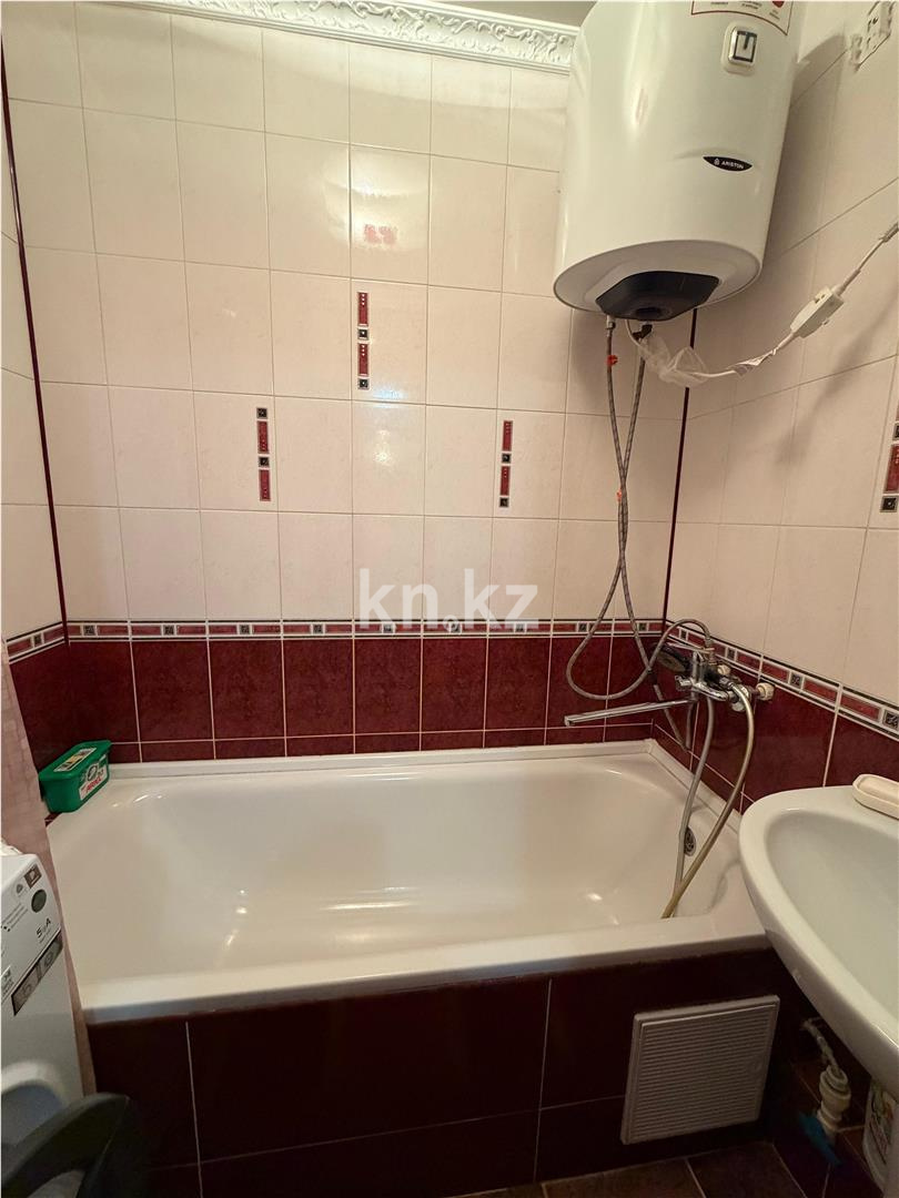 Продажа 3-комнатной квартиры, 64 м² в Караганде - фото 11