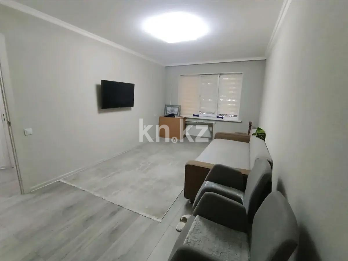 Продажа 2-комнатной квартиры, 43 м², 11 мкр., дом  8 в Алматы