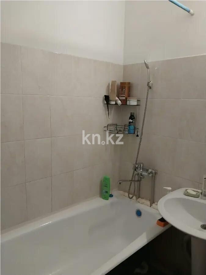 Продажа 2-комнатной квартиры, 69 м² в Алматы - фото 4
