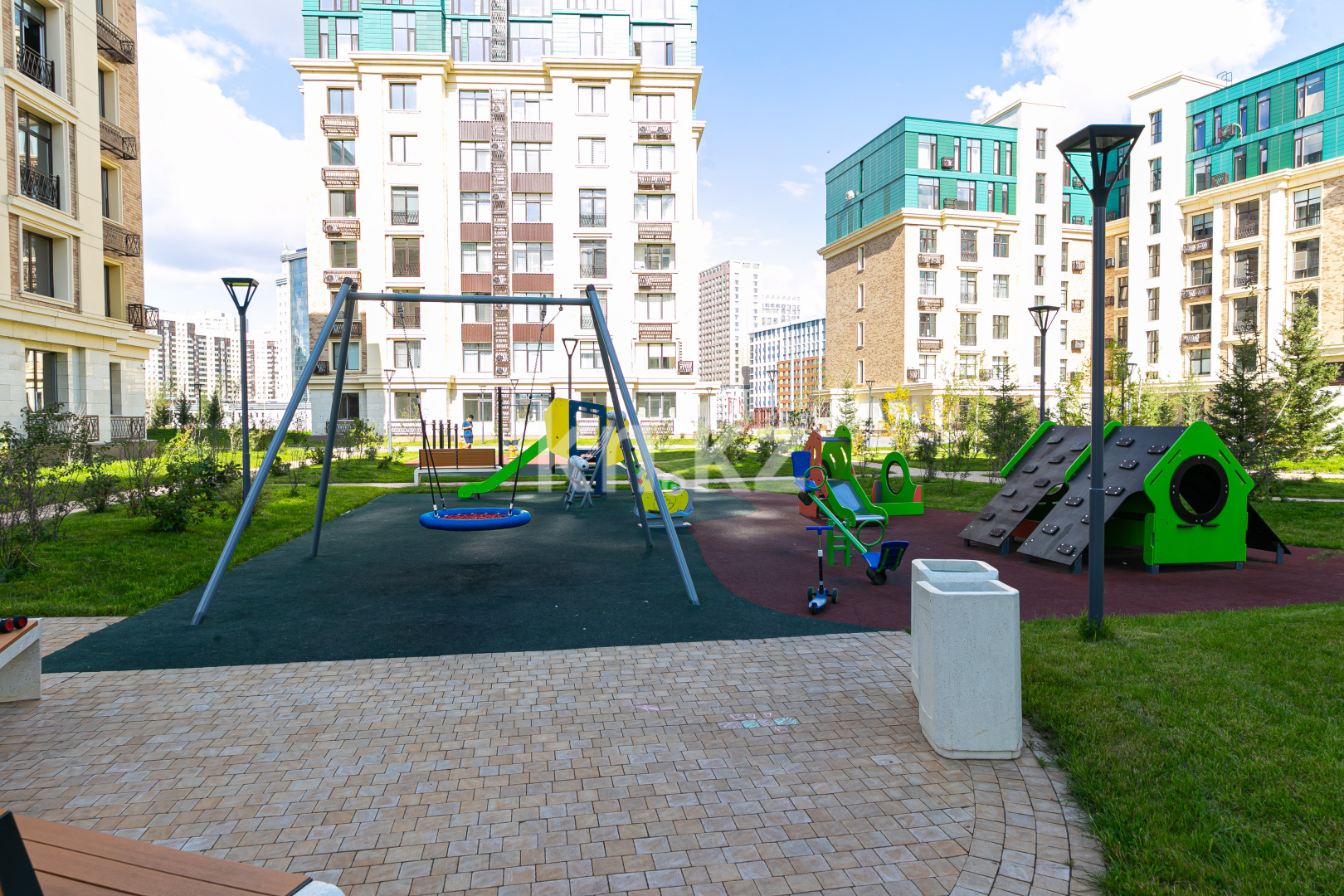 Продажа 3-комнатной квартиры, 95 м², ул. Тыныбаева, дом  13/1 в Астане - фото 23