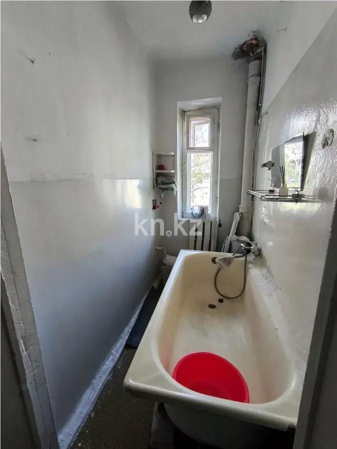 Продажа 2-комнатной квартиры, 39.2 м², ул. Карасай батыра, дом  243 - Продажа квартир в Алматы фото 4 из 6