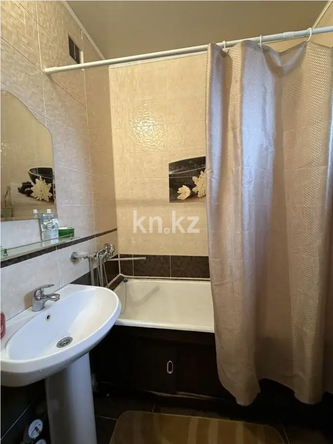 Продажа 3-комнатной квартиры, 63.7 м² в Алматы - фото 4