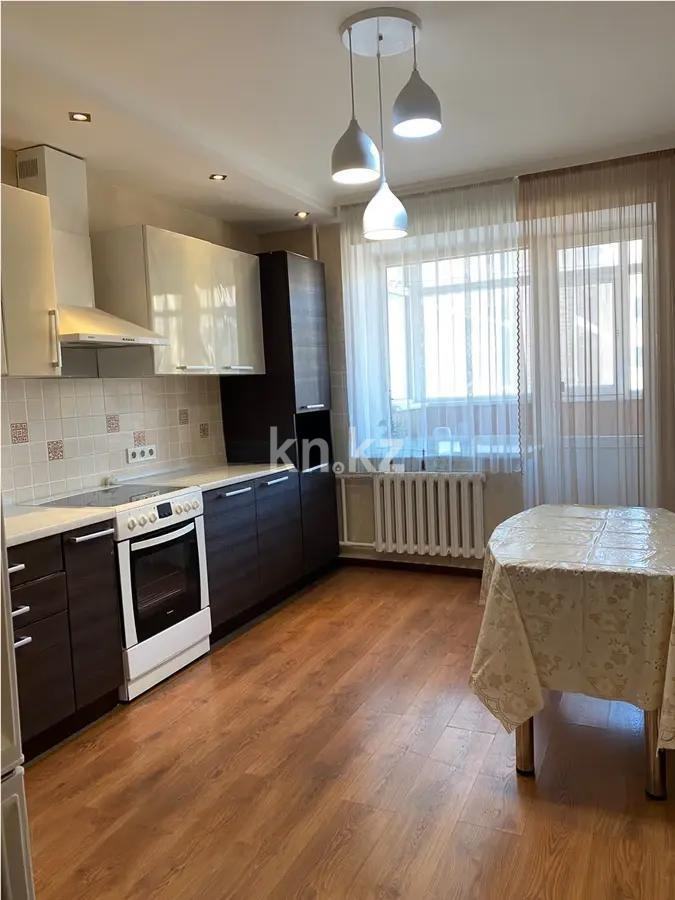 Продажа 2-комнатной квартиры, 72 м², ул. Торайгырова, дом  2 в Астане - фото 3