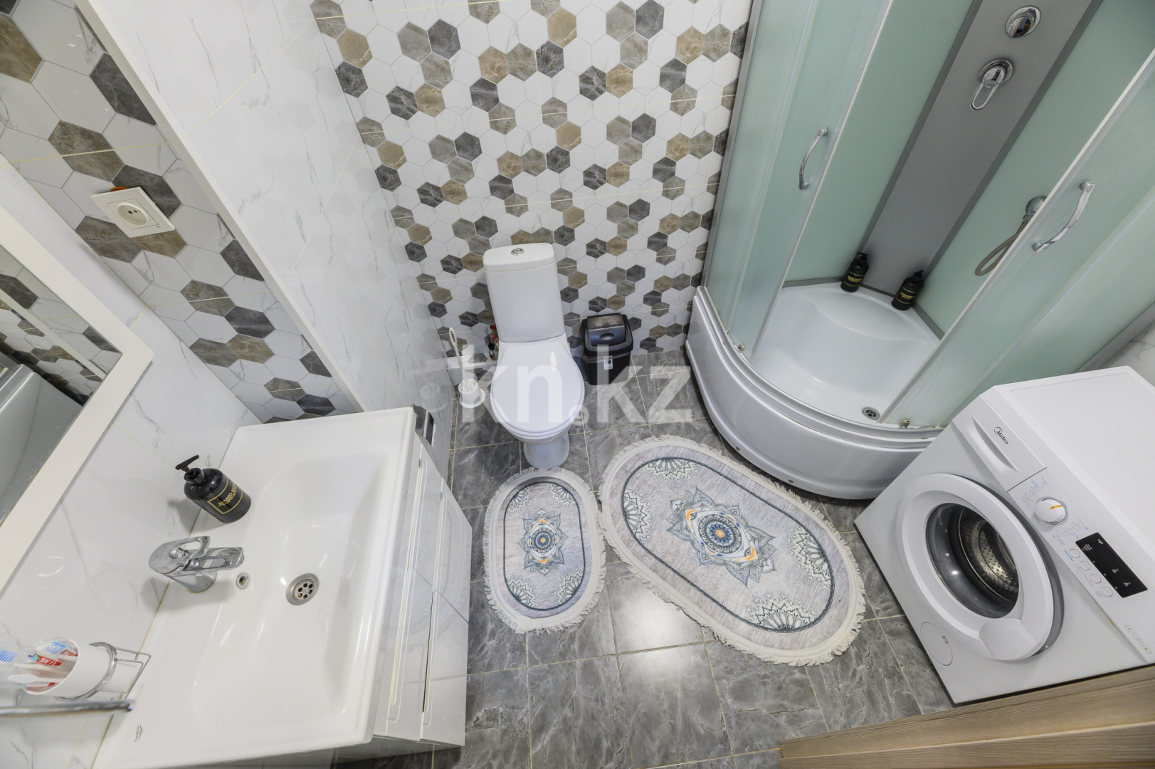 Аренда 1-комнатной квартиры посуточно, 45 м² - Аренда однокомнатных квартир посуточно в Алматы фото 17 из 24