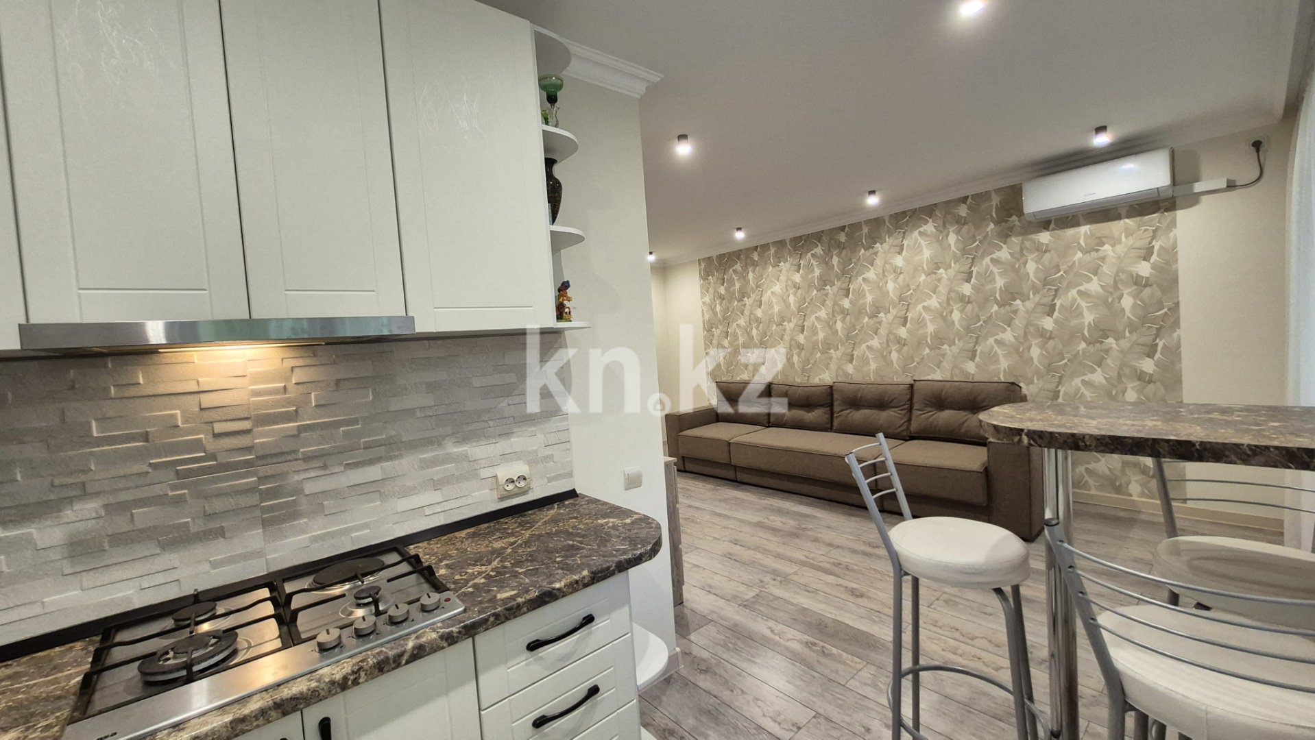 Продажа 2-комнатной квартиры, 43 м², пр. Азаттык, дом  67 - Продажа и аренда недвижимости в Атырау фото 4 из 29