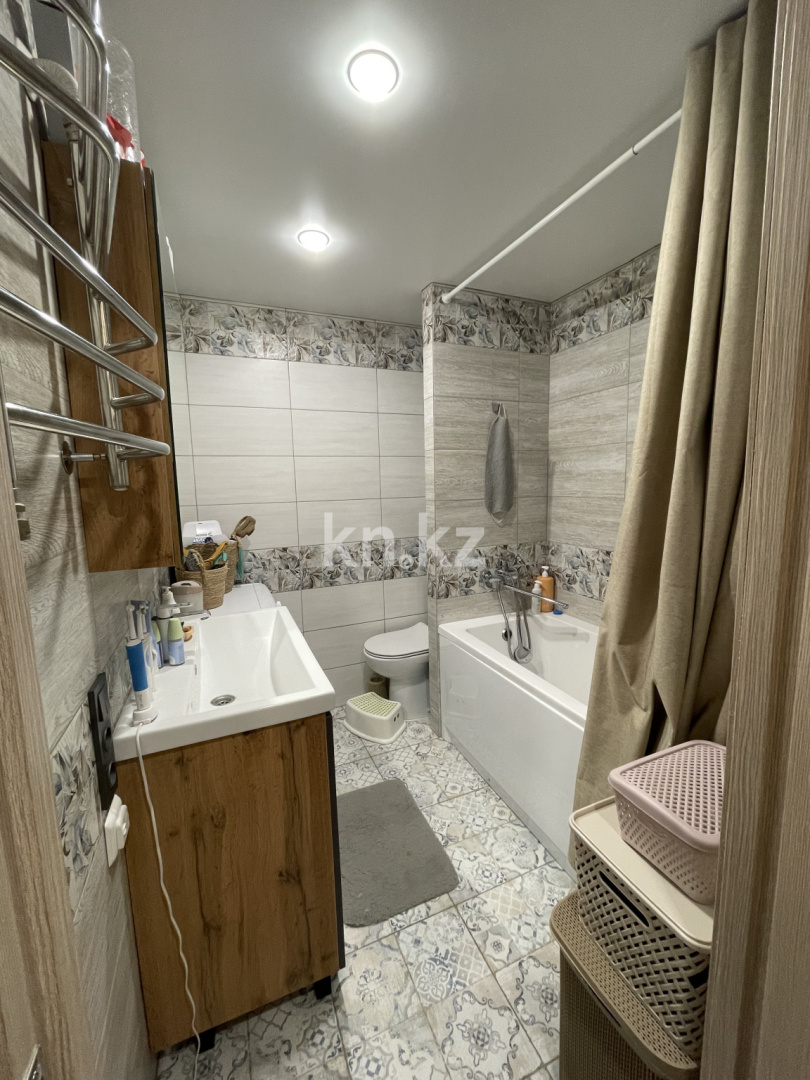 Продажа 3-комнатной квартиры, 60 м², ул. Потанина, дом  27/1 - Продажа  трехкомнатных квартир в Усть-Каменогорске фото 12 из 16