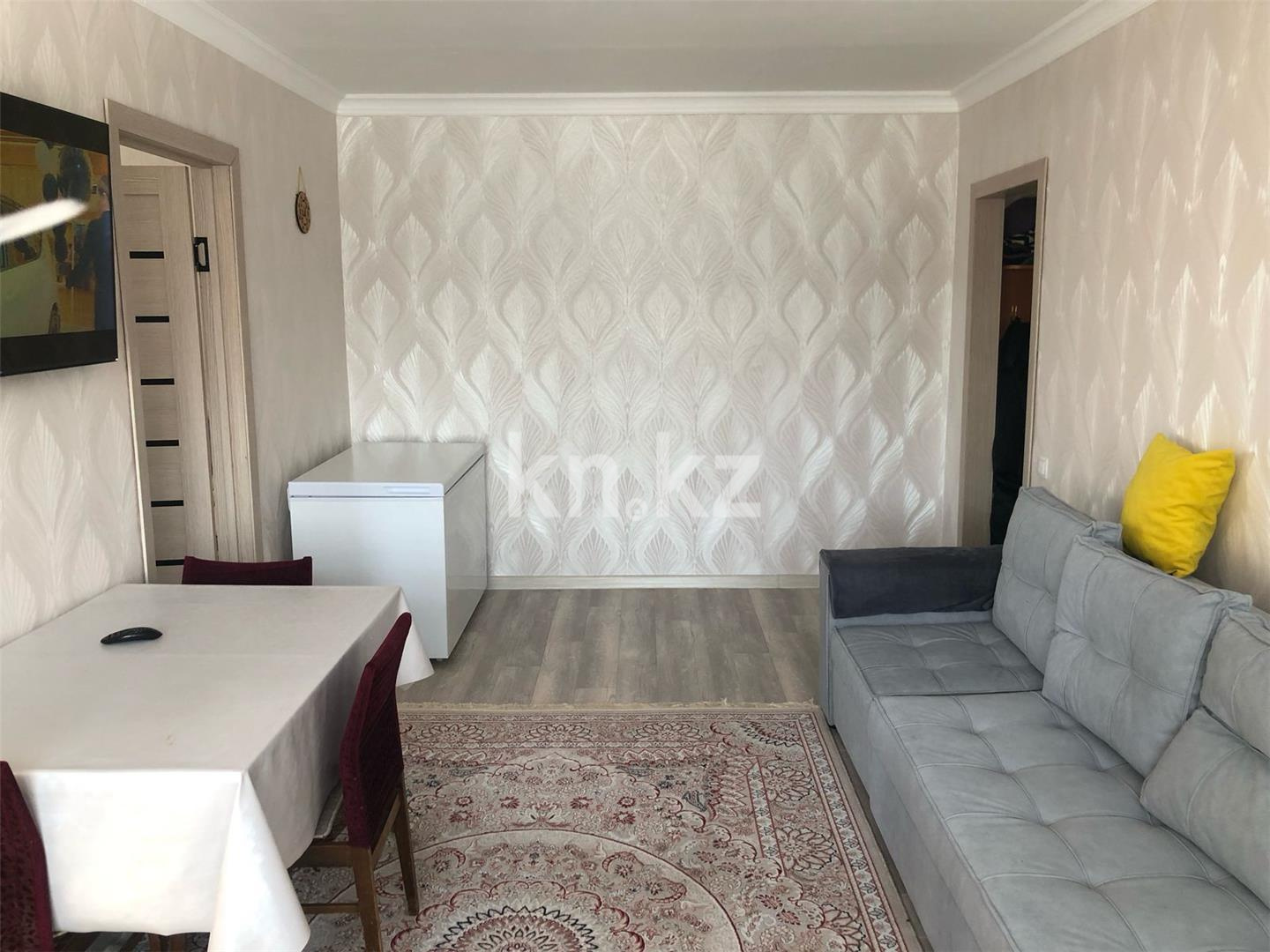 Продажа 4-комнатной квартиры, 62 м², мкр-н Восток-1, дом  13 в Караганде - фото 2