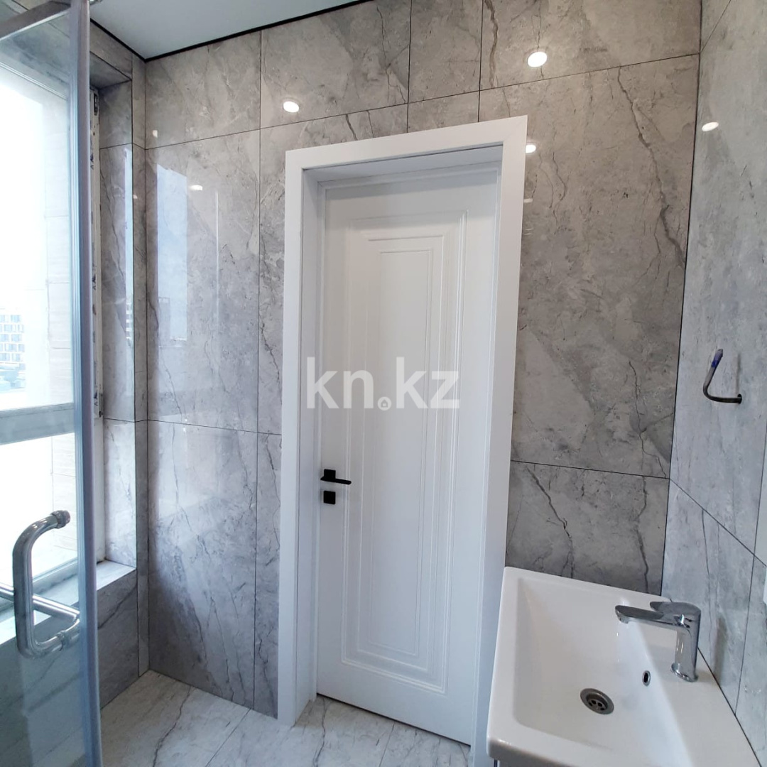 Продажа 4-комнатной квартиры, 95 м² в Астане - фото 16