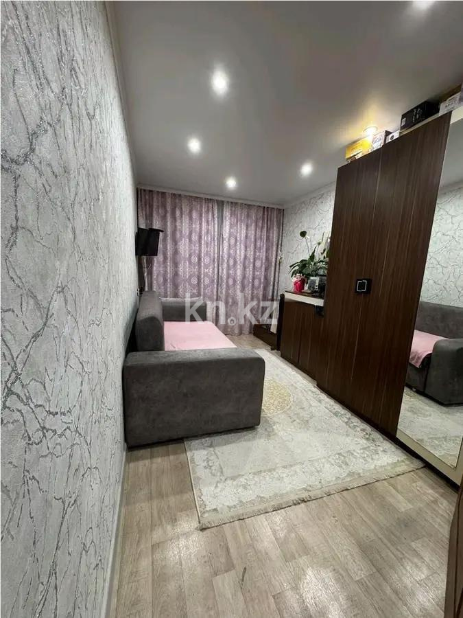 Продажа 3-комнатной квартиры, 63 м², мкр-н 15, дом  28 - Продажа  трехкомнатных квартир в Караганде с фото фото 3 из 9