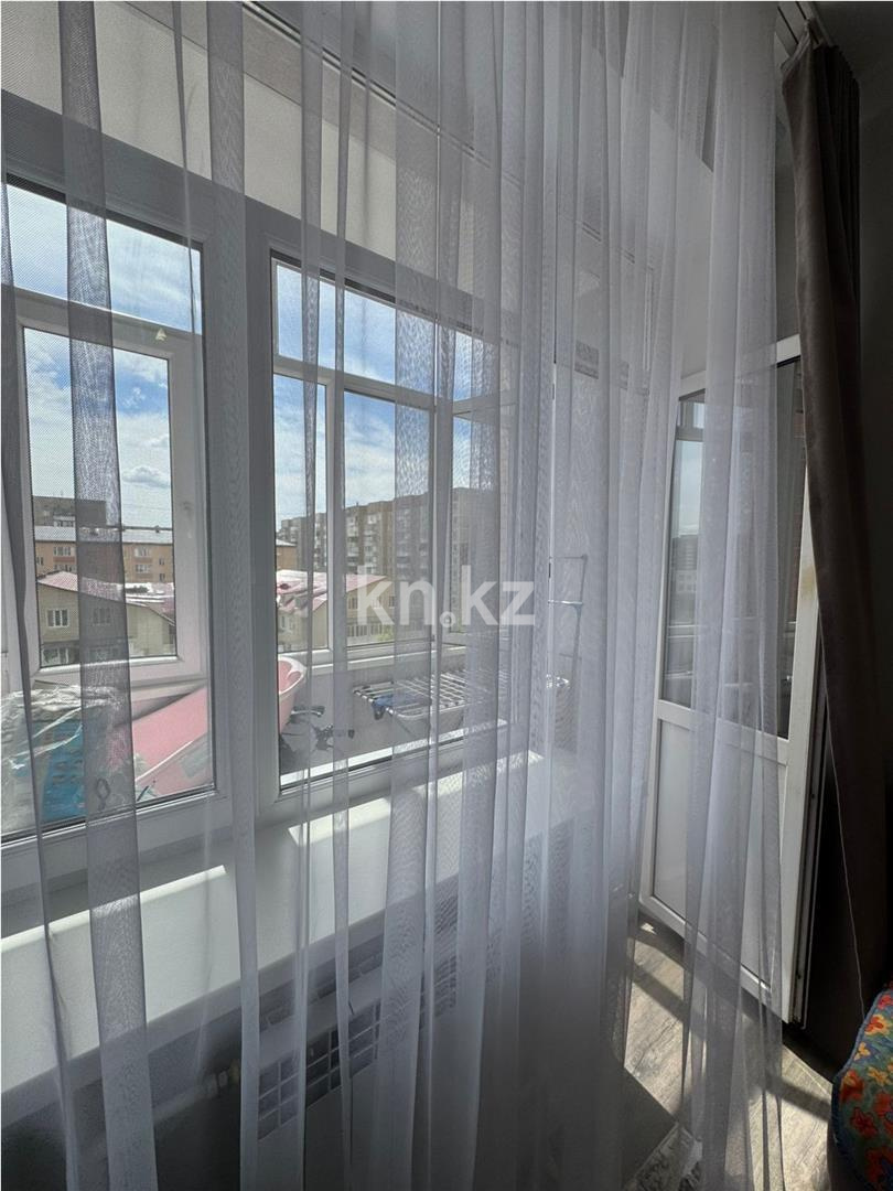 Продажа 3-комнатной квартиры, 62 м² - Продажа трехкомнатных квартир в Караганде - страница 2 фото 2 из 14