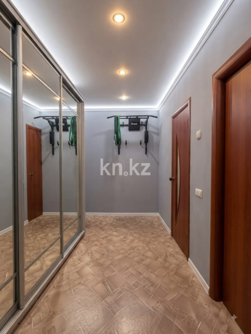 Продажа 2-комнатной квартиры, 51.4 м² - Продажа жилой и коммерческой недвижимости в Уральске фото 3 из 8