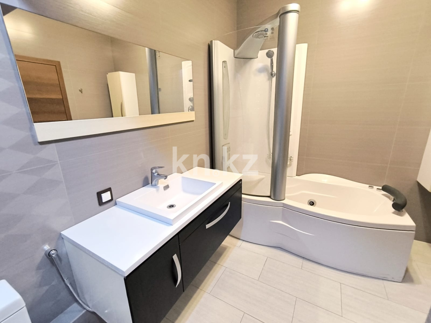 Аренда 2-комнатной квартиры, 70 м² - Аренда квартир помесячно в Алматы фото 12 из 24