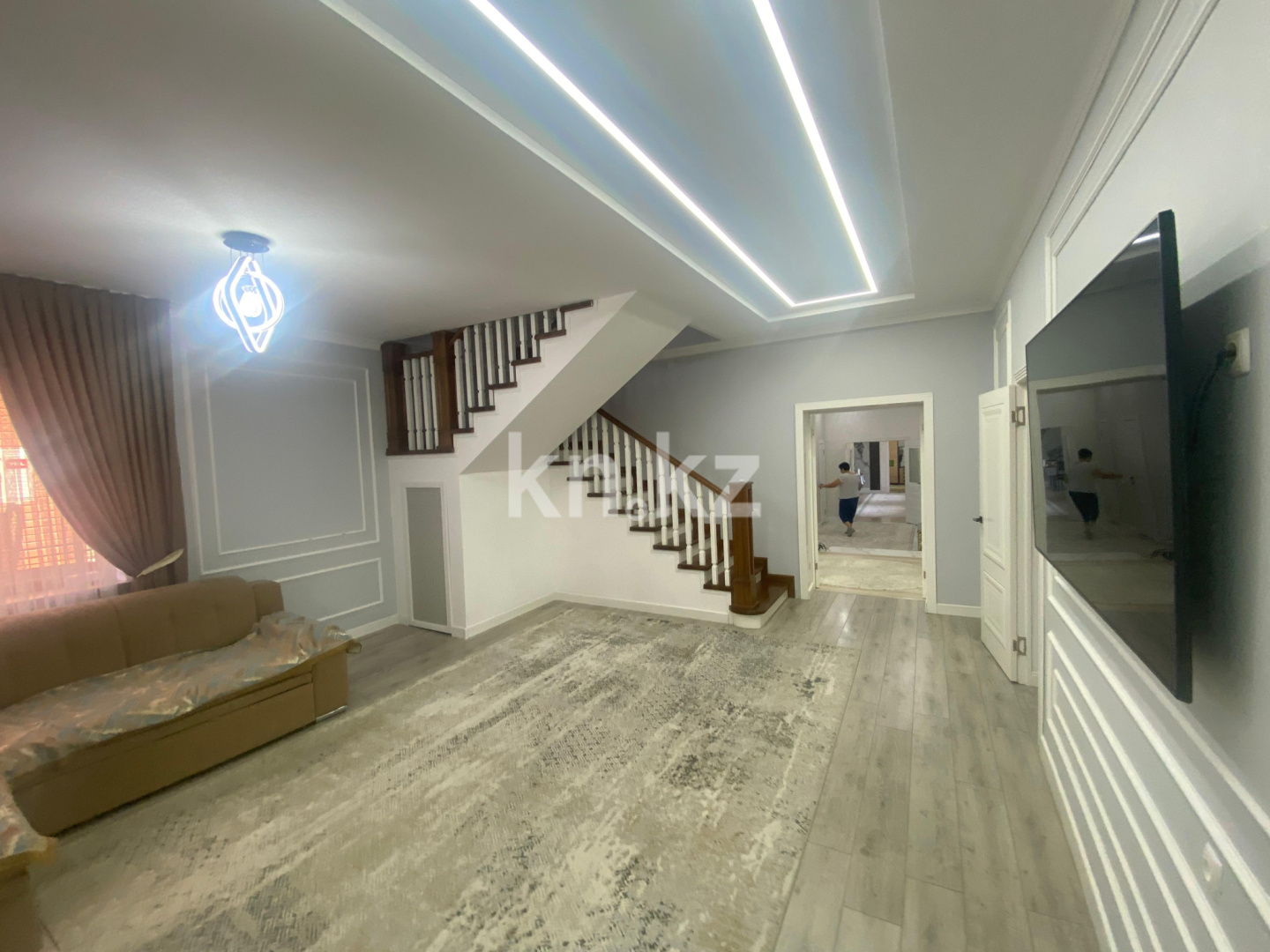 Продажа 6-комнатного дома, 222 м², Жалаири - Продажа и аренда недвижимости в Таразе фото 2 из 7