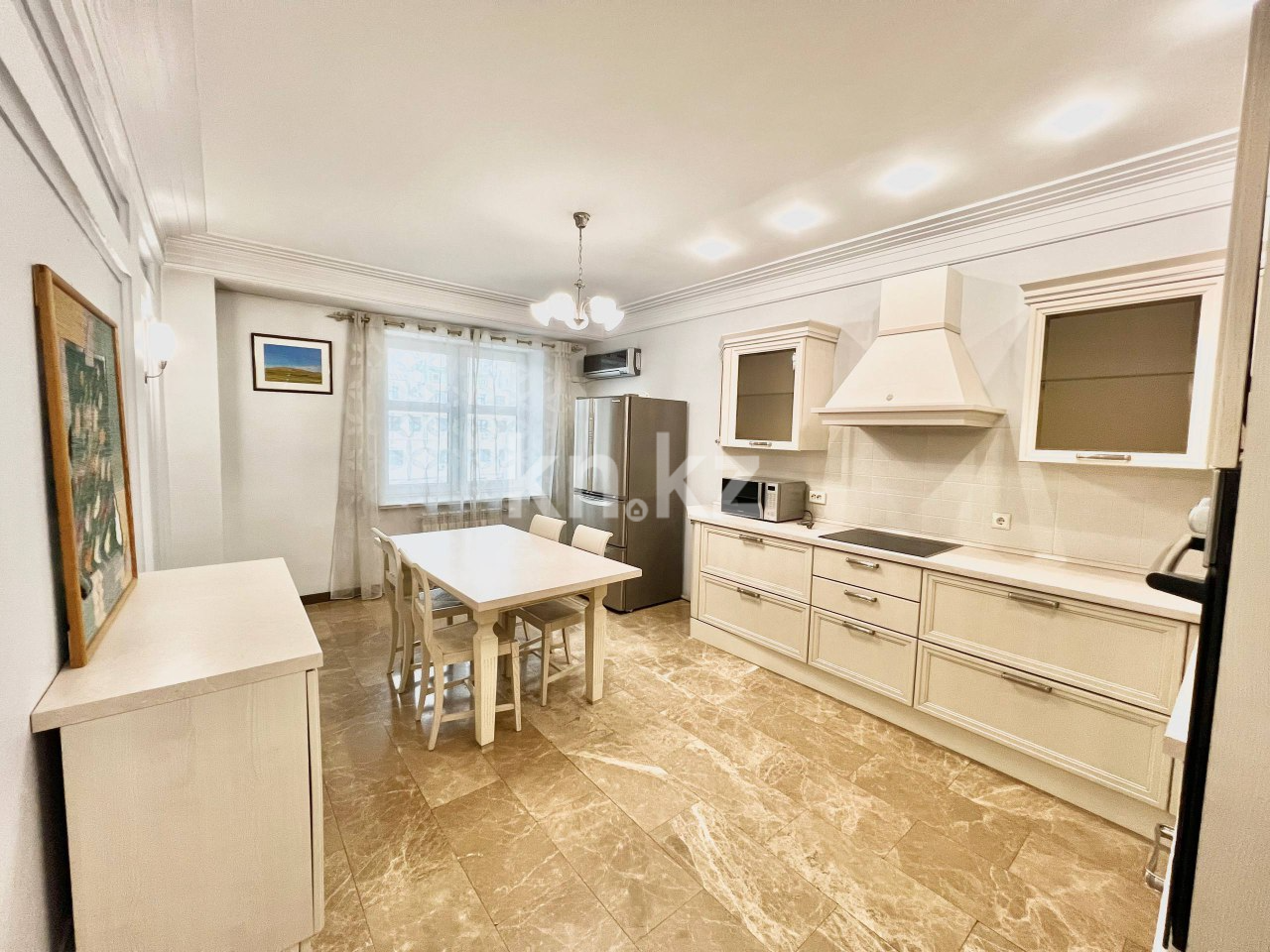 Продажа 4-комнатной квартиры, 223 м² в Астане - фото 2