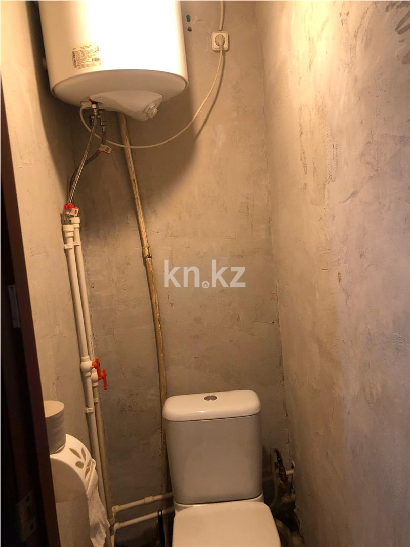 Продажа 3-комнатной квартиры, 60 м², мкр-н 13, дом  36 в Караганде - фото 7