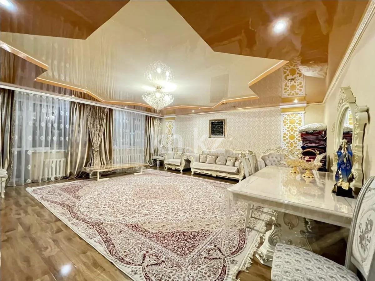 Продажа 5-комнатной квартиры, 152 м² в Караганде