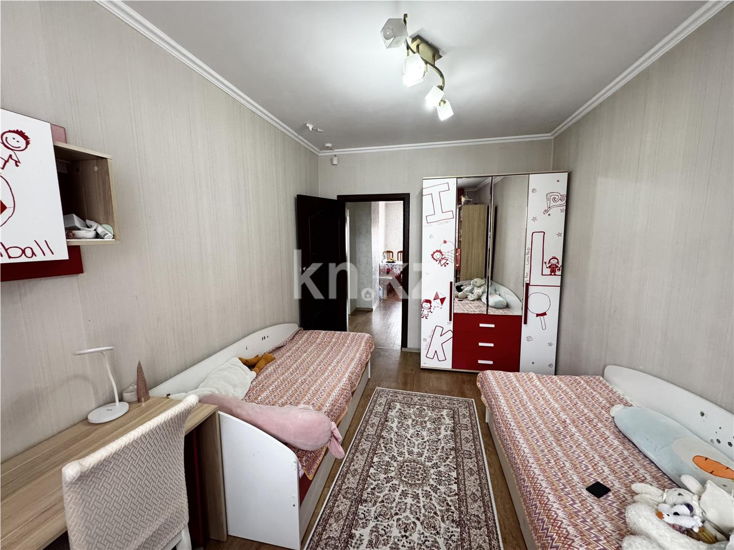 Продажа 4-комнатной квартиры, 76 м² - Продажа четырехкомнатных квартир в Караганде - страница 3 фото 6 из 14