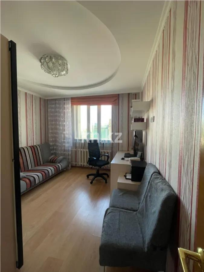 Продажа 3-комнатной квартиры, 76.8 м², ул. Сауран, дом  14 в Астане - фото 4