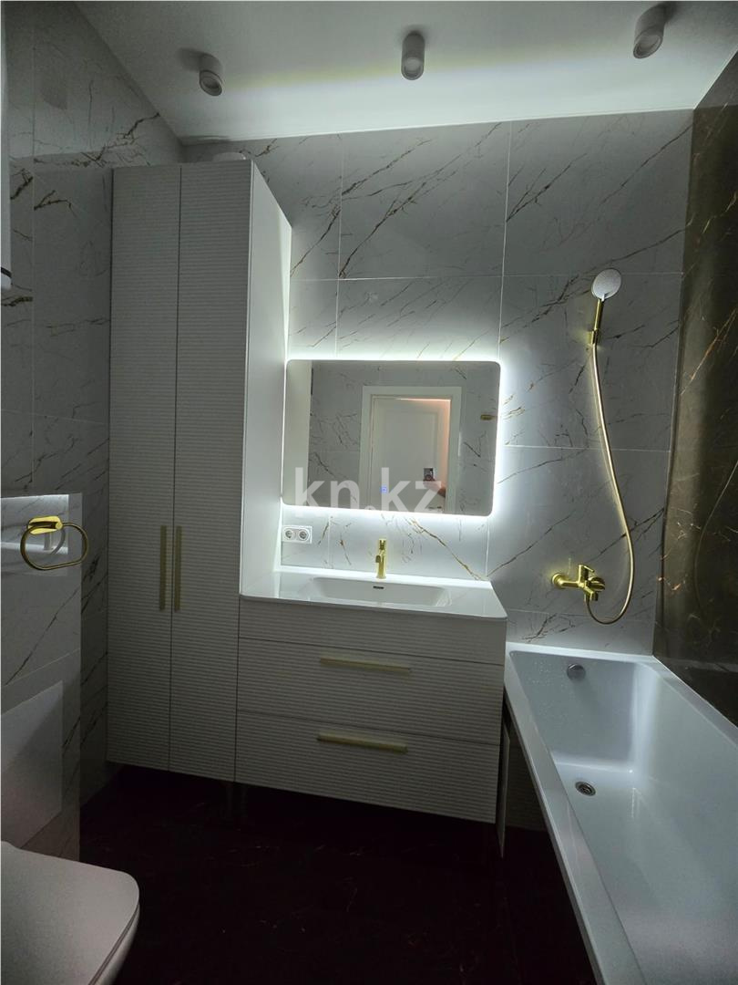 Продажа 3-комнатной квартиры, 75 м², ул. Жанибекова, дом  118 - Продажа квартир в Караганде фото 18 из 18