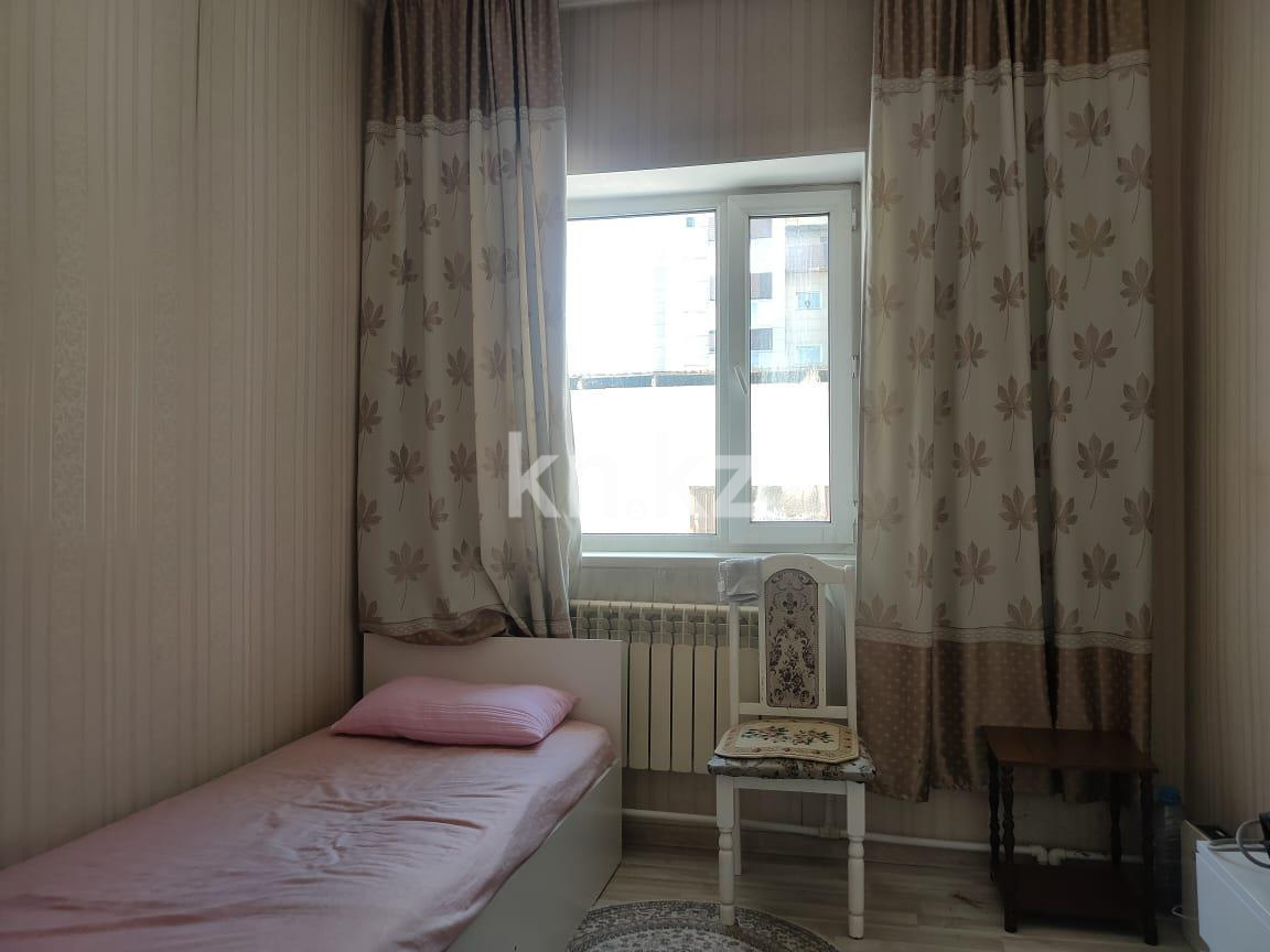 Продажа 10-комнатного дома, 650 м², ул. Джалиля - Продажа домов, коттеджей в Караганде с фото фото 9 из 35