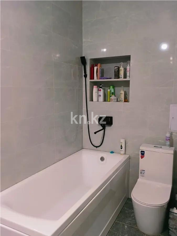 Продажа 2-комнатной квартиры, 56 м², мкр-н Нуркент, дом  6/2 в Алматы - фото 4