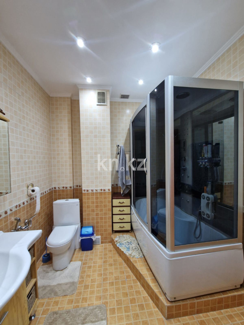 Продажа 2-комнатной квартиры, 80 м², Достык в Алматы - фото 5