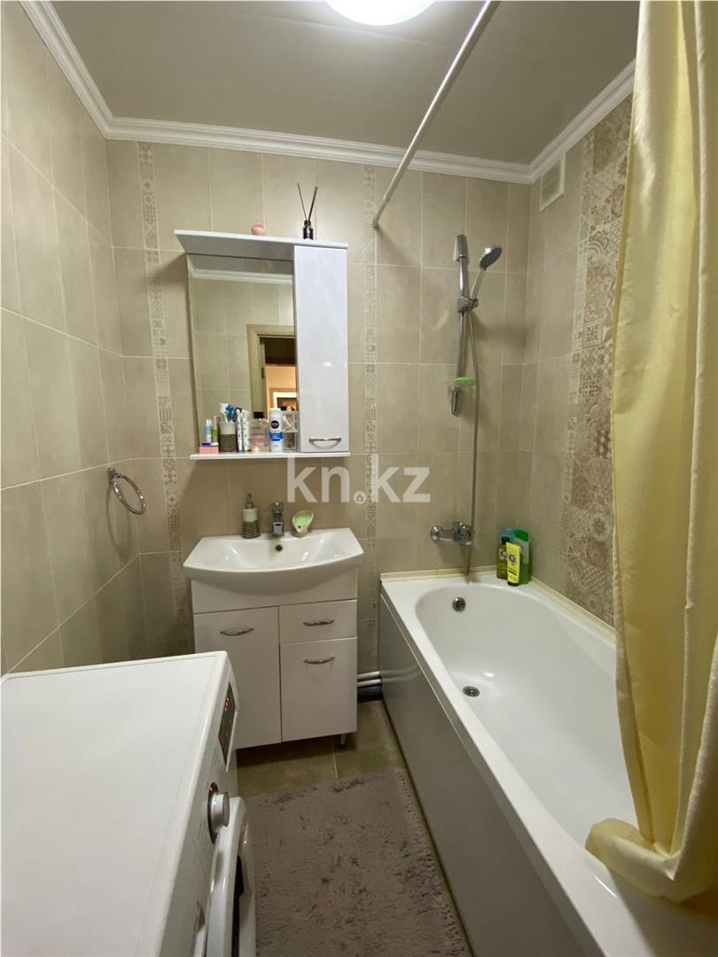 Продажа 3-комнатной квартиры, 65 м² - Продажа трехкомнатных квартир на Юго-Востоке Караганды - страница 3 фото 7 из 10