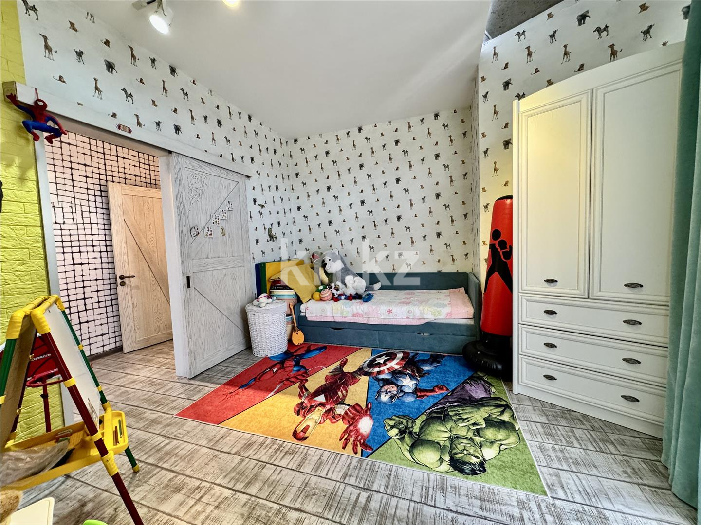 Продажа 3-комнатной квартиры, 160 м², ул. Аманжолова, дом  41 - Продажа  трехкомнатных квартир в Караганде с фото фото 31 из 52