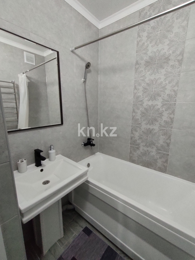 Аренда 1-комнатной квартиры посуточно, 43 м², пр. Байдибек би, дом  116/4 - Продажа квартир в Шымкенте фото 10 из 15