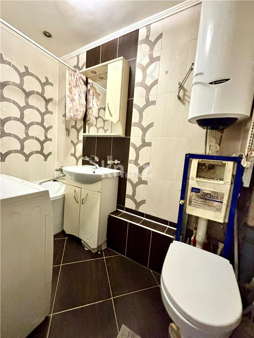 Продажа 3-комнатной квартиры, 62 м² - Продажа квартир в Михайловке Караганды - страница 5 фото 10 из 15