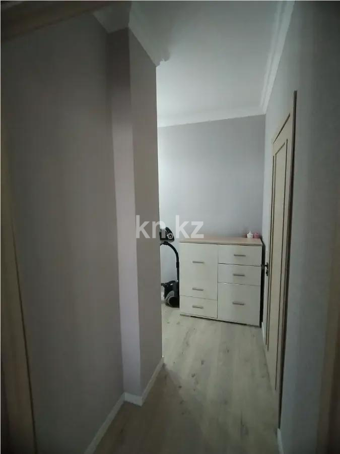Продажа 1-комнатной квартиры, 38 м², пр. Аль-Фараби, дом  30 в Астане - фото 4