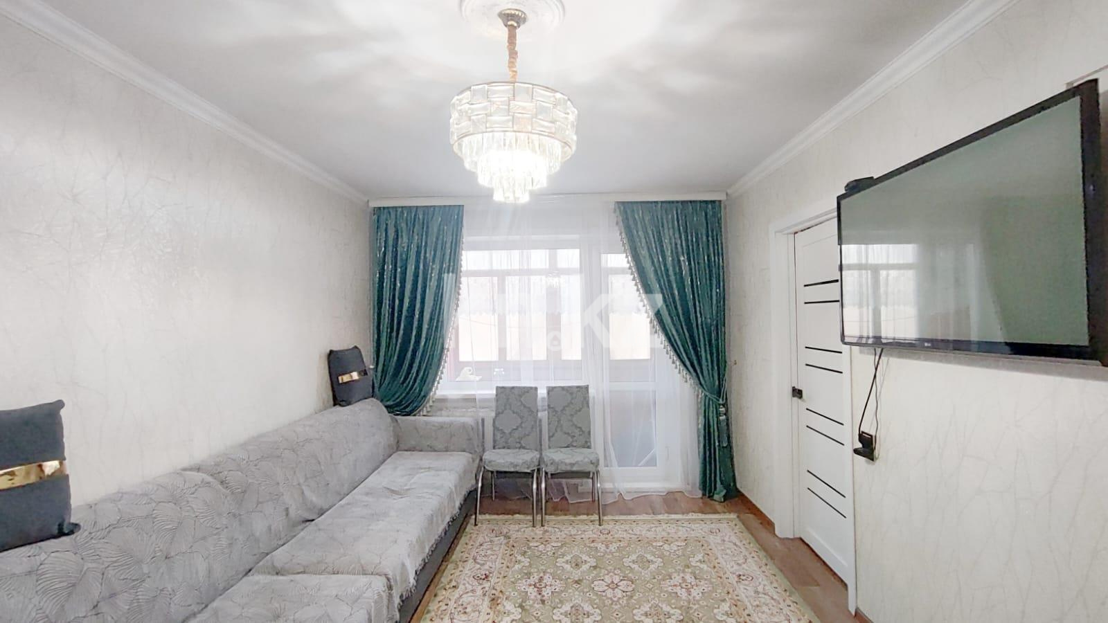Продажа 3-комнатной квартиры, 48 м² - Продажа трехкомнатных квартир в Караганде фото 1 из 14