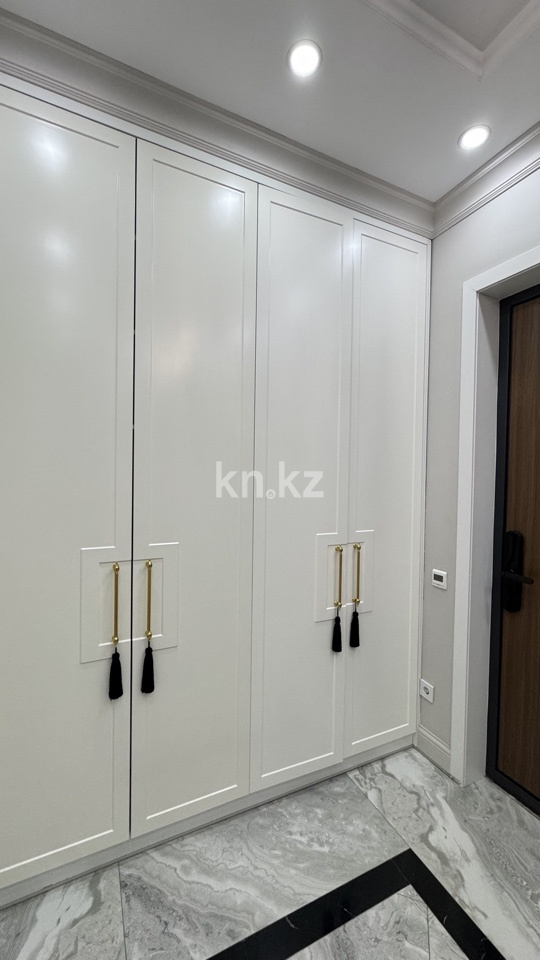 Продажа 4-комнатной квартиры, 140 м² в Алматы - фото 30