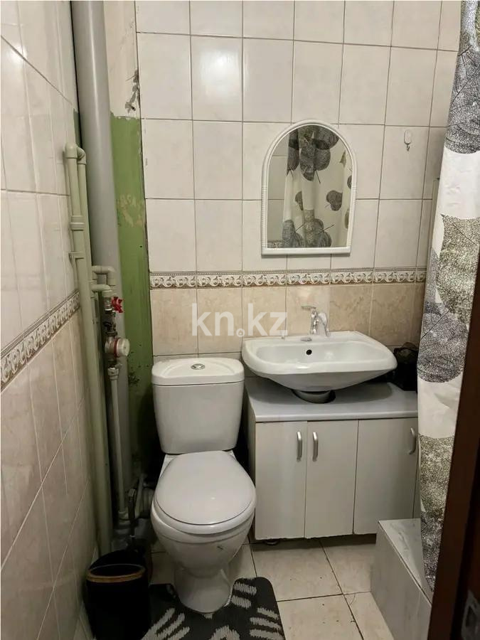Продажа 2-комнатной квартиры, 42 м², мкр-н 9, дом  51 в Алматы - фото 4