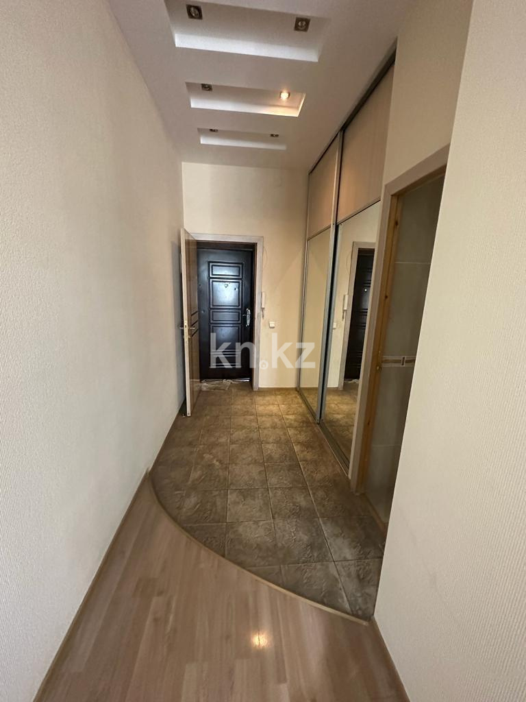 Продажа 2-комнатной квартиры, 82 м², пр. Н. Абдирова - Продажа квартир в Караганде фото 11 из 19