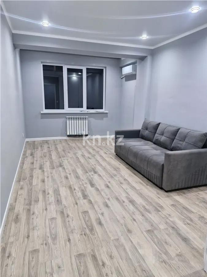 Продажа 1-комнатной квартиры, 40 м², ул. Есенова, дом  160/3 - Продажа квартир в Алматы фото 1 из 4