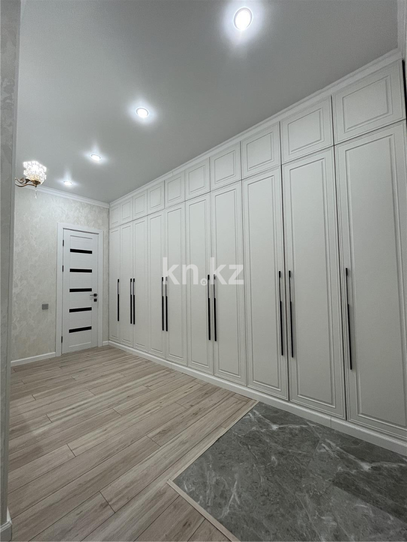 Продажа 2-комнатной квартиры, 64 м², ул. Ашимова - Продажа квартир в Караганде фото 17 из 23