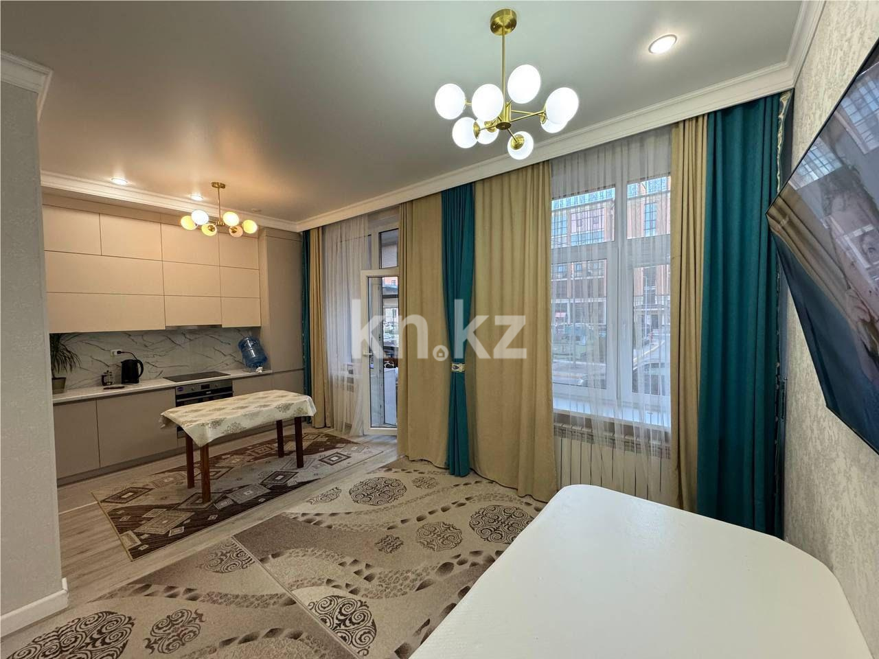 Продажа 3-комнатной квартиры, 74 м², ул. Гоголя, дом  56/1 в Караганде - фото 3