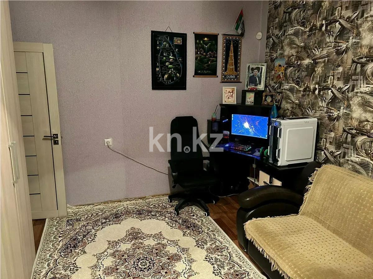 Продажа 3-комнатной квартиры, 80 м², мкр-н Аксай-4, дом  101 в Алматы - фото 3