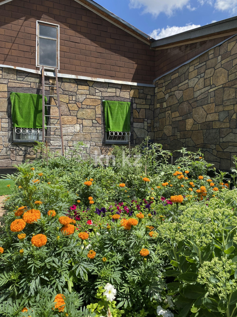 Продажа 5-комнатного дома, 214 м², ул. Четская в Караганде - фото 5