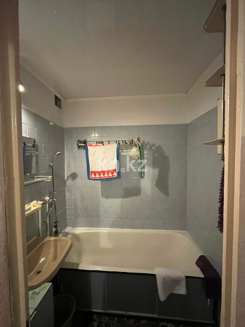 Продажа 3-комнатной квартиры, 62 м², мкр-н Гульдер-1 в Караганде - фото 3