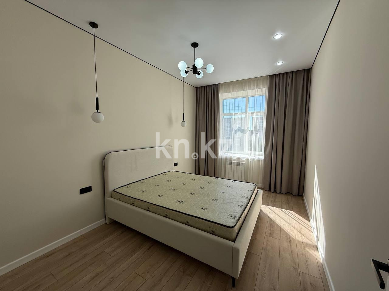 Продажа 2-комнатной квартиры, 60 м², пр. Шахтеров - Продажа квартир в Караганде фото 5 из 8