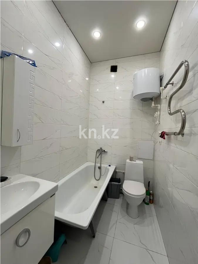 Продажа 3-комнатной квартиры, 55 м², ул. Дюсембекова, дом  44/2 - Продажа квартир без посредников в Караганде фото 4 из 5