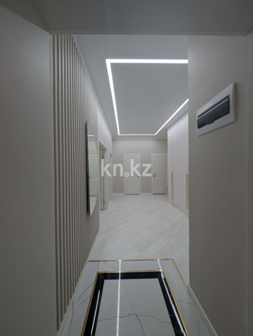 Продажа 4-комнатной квартиры, 115 м² в Уральске - фото 27
