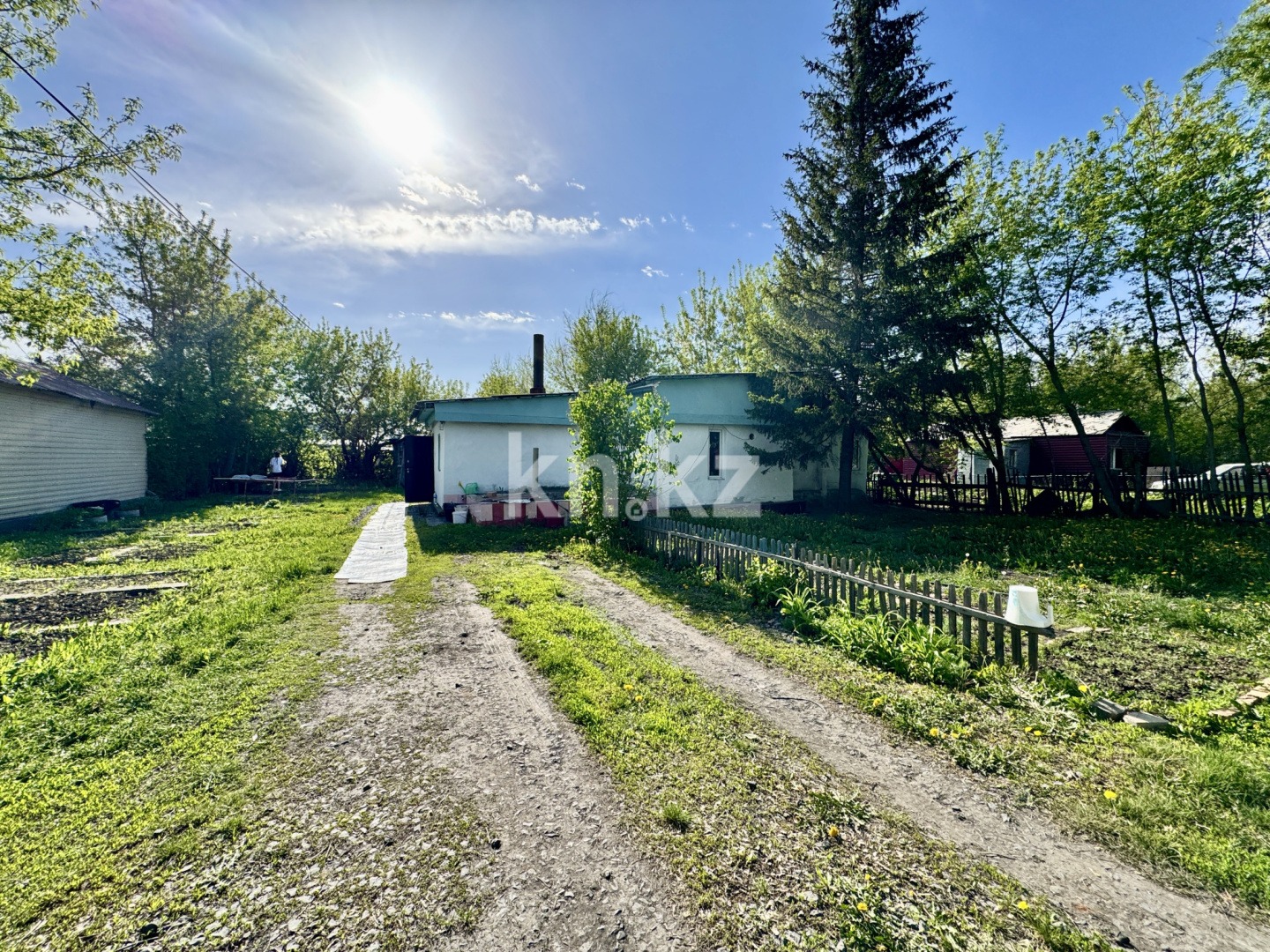 Продажа 3-комнатного дома, 57.5 м², ул. Демьяна Бедного, дом  8 - Продажа  трехкомнатных домов, коттеджей в Караганде фото 1 из 19