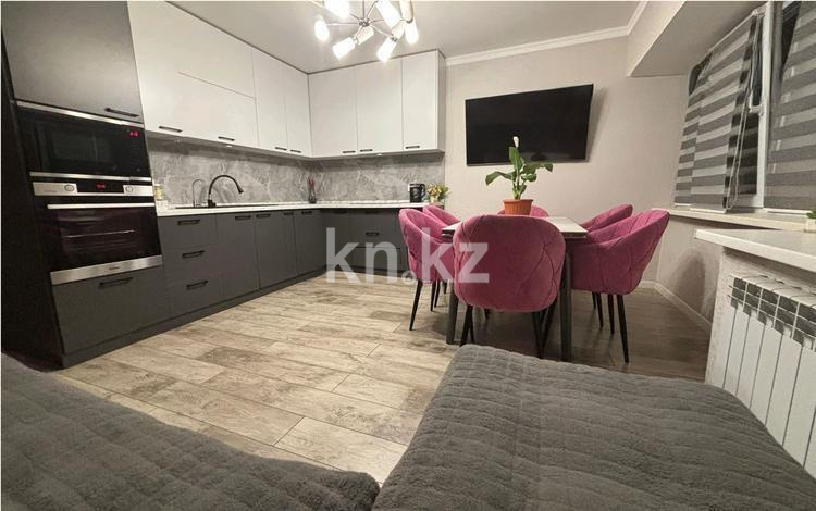 Продажа 3-комнатной квартиры, 73.1 м², пр. Райымбека, дом  502а - Продажа квартир в Алматы фото 1 из 5