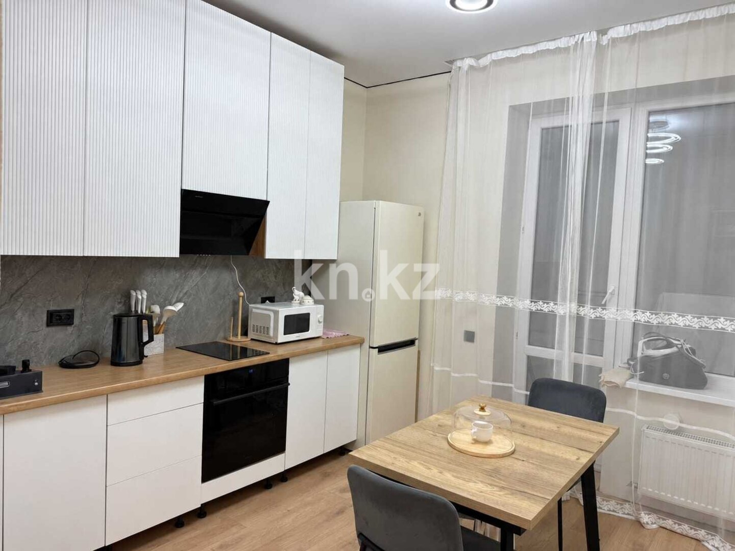 Аренда 1-комнатной квартиры, 39 м² в Астане