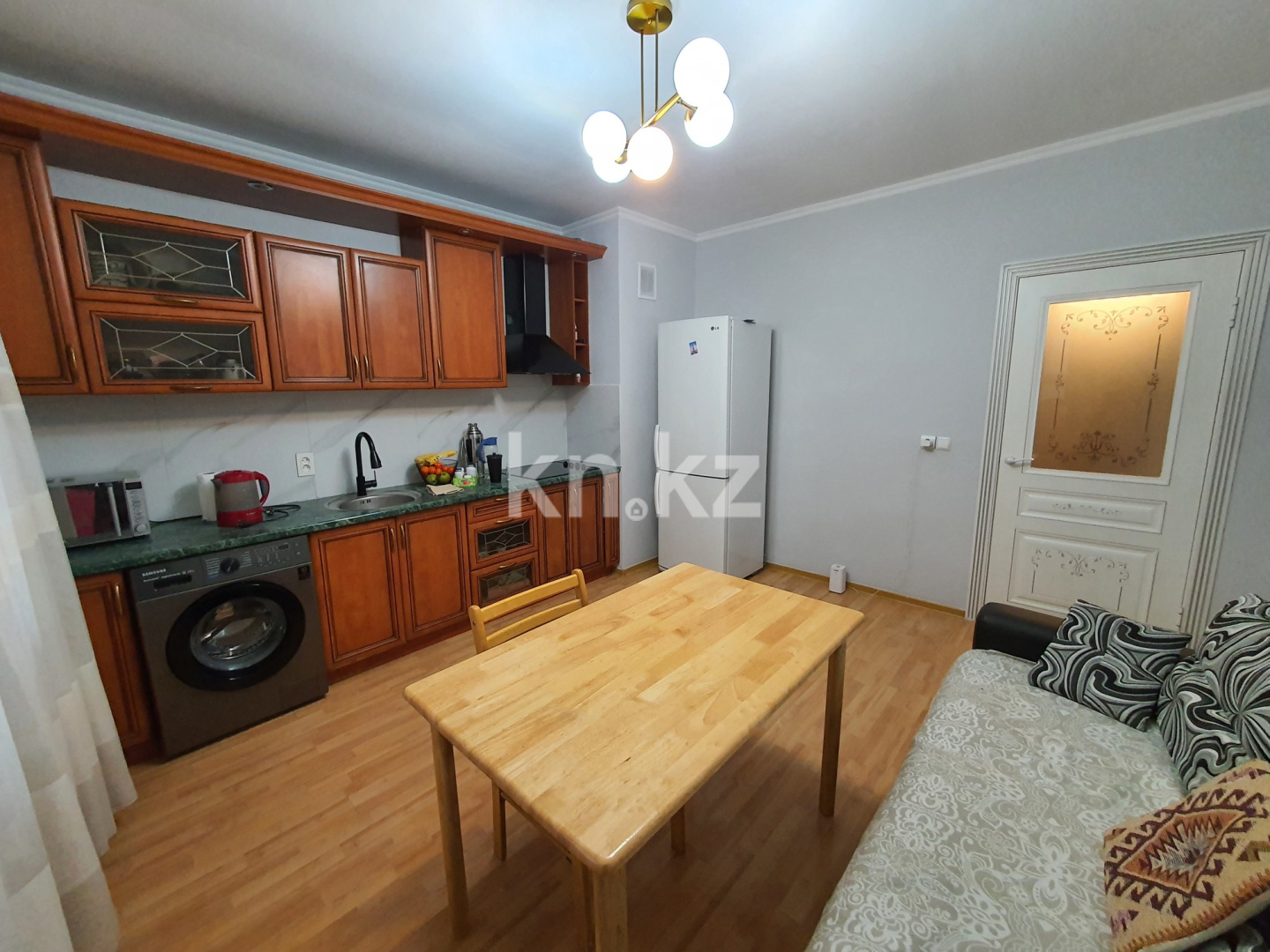 Продажа 1-комнатной квартиры, 49.4 м² в Алматы - фото 4