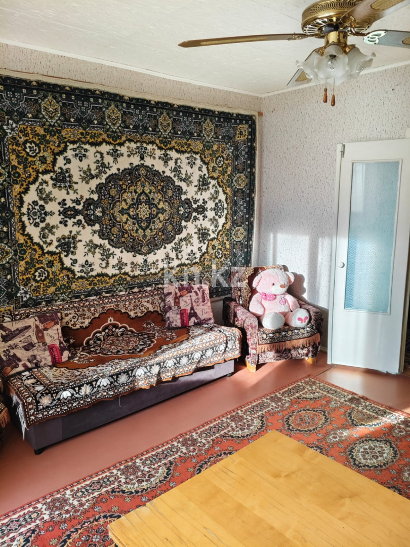 Аренда 1-комнатной квартиры, 41 м², ул. Таттимбета, дом  5 - Аренда  однокомнатных квартир помесячно в Караганде с фото фото 3 из 12