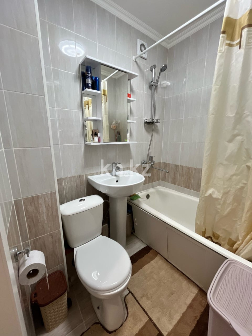 Продажа 2-комнатной квартиры, 40.7 м² в Алматы - фото 3